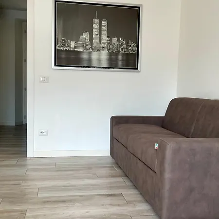 Appartamento Meschihouse - Da Vinci 35 *